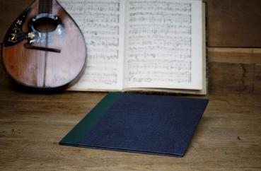 Inexpensive large sheet music folders for ensembles, orchestras, soloists